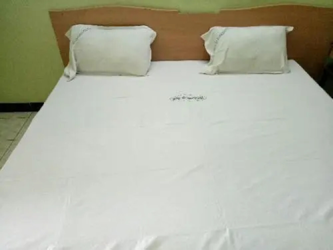 Sri Annapoorna Lodge