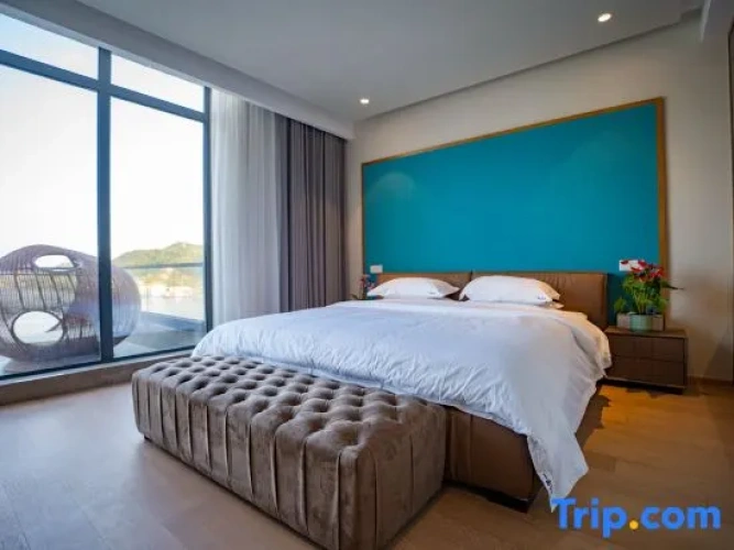 2 Bedrooms Suite with view