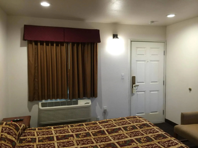 Escondido Inn