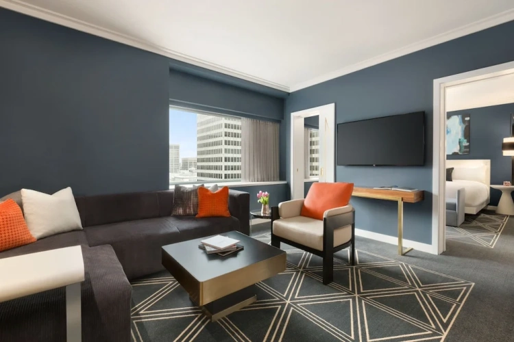 Double Suite