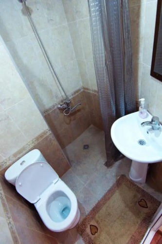 Tamari Guest House