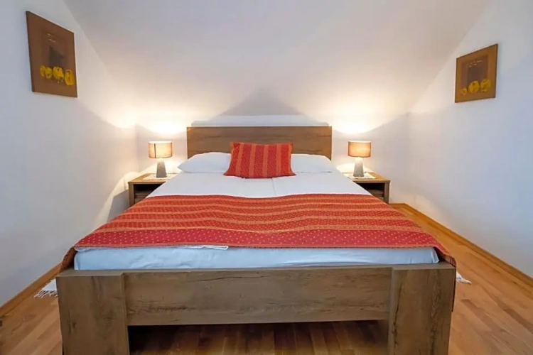 2 Bedrooms Double Suite