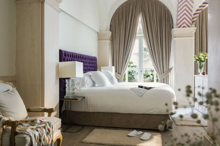 Luxury Premium Suite