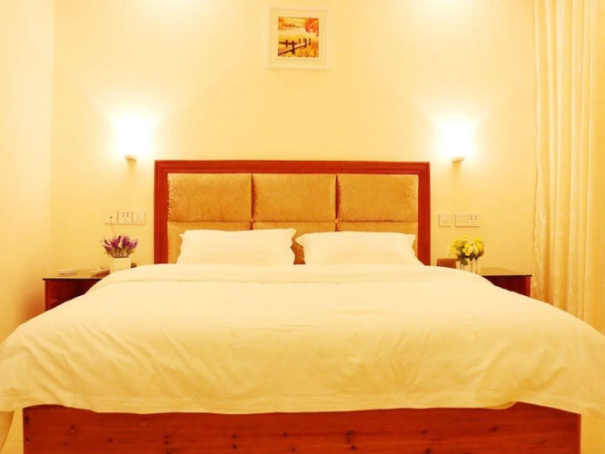Huajun Hotel