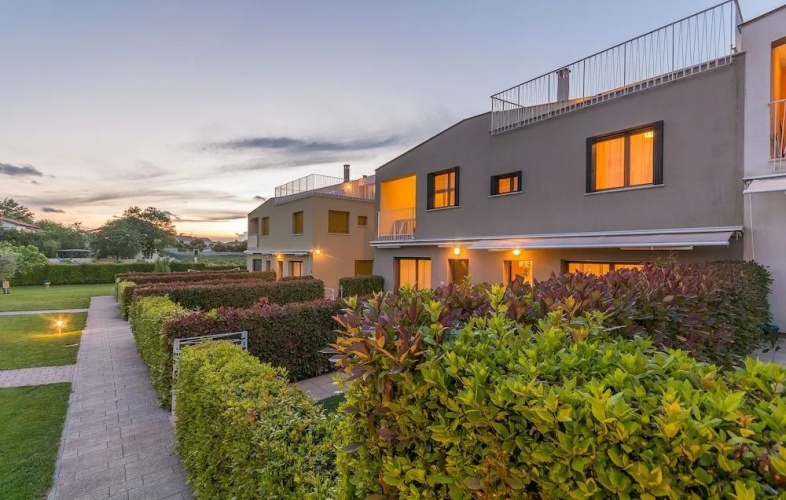 Apartments Maj Residence Premium