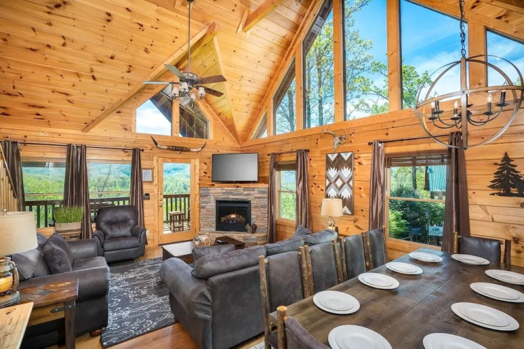 Some Peak Somewhere 3 Bedroom Cabin