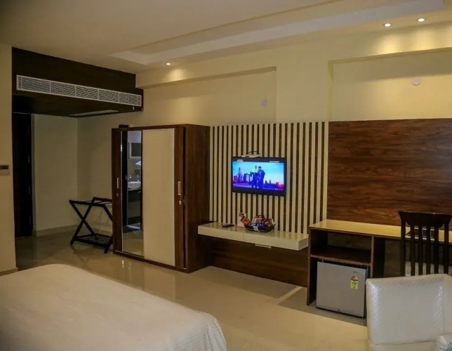 Kingdom Hotel
