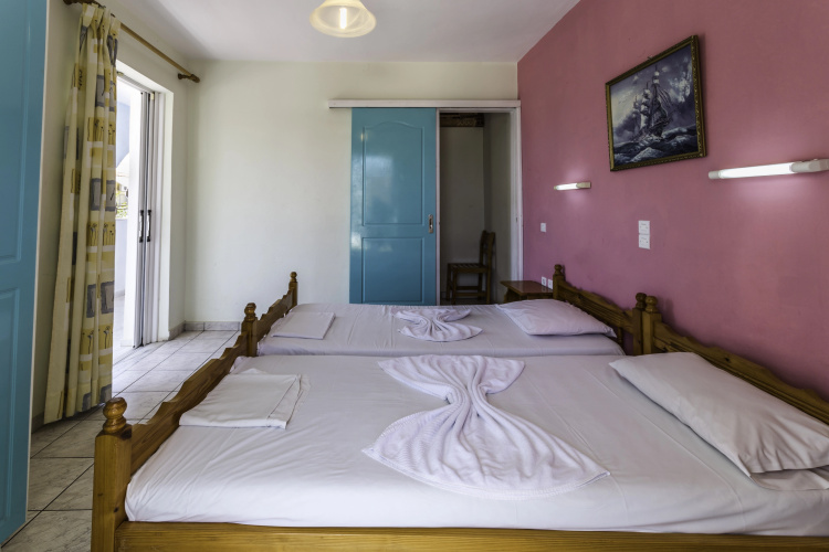 Vossos Hotel Apartments