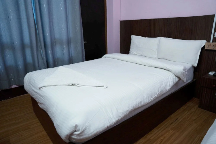 Hotel Yes