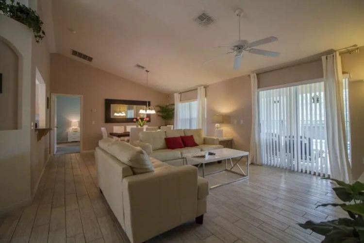 3 Bedroom, 2 Bath Tuscan Villa Vacation!