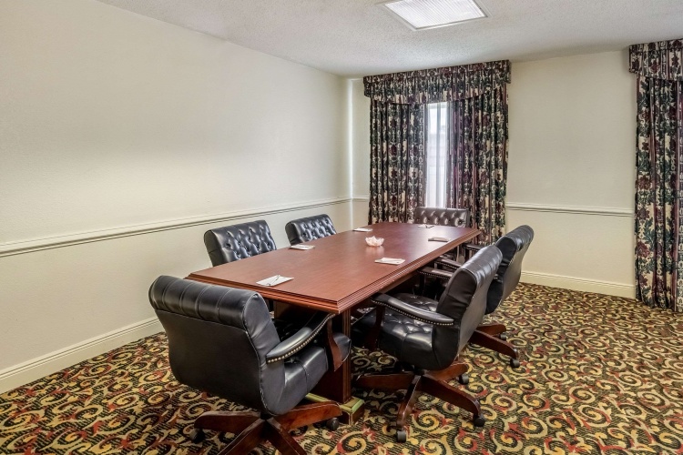 Clarion Inn & Suites photo 27
