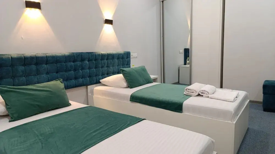 Sharq Hotel