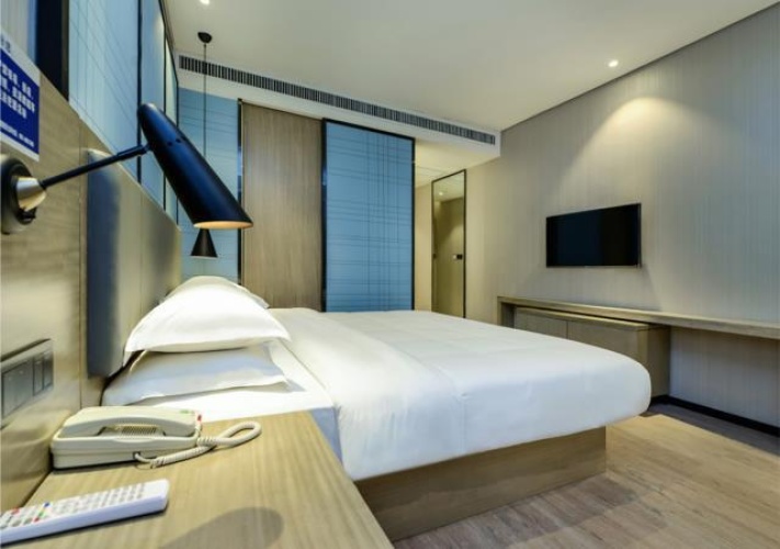 Standard Double room with view