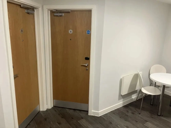 2 Bedrooms Apartment