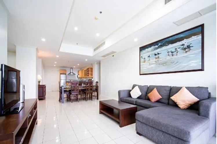 3 Bedrooms Deluxe Apartment with sea view