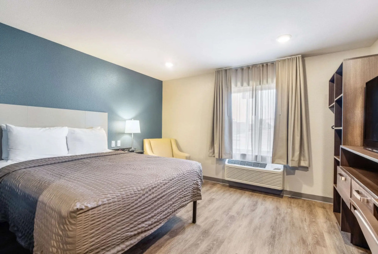 WoodSpring Suites Colton
