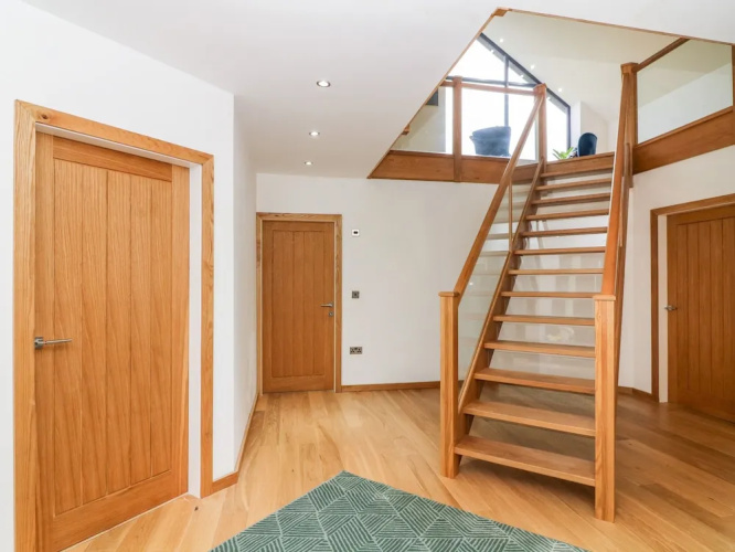 Low Wood House
