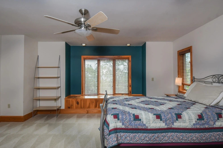 Bluebird Daze 4 Bedroom House