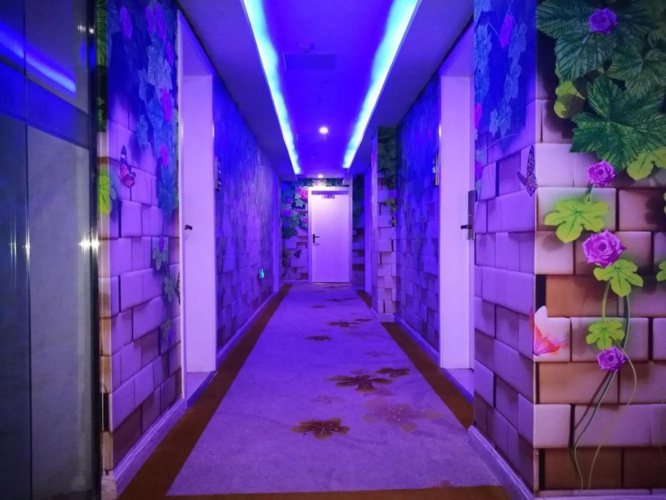 Chaohui Theme Hotel