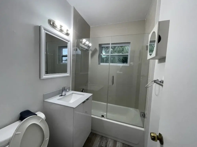 Douglas Rd Apartments