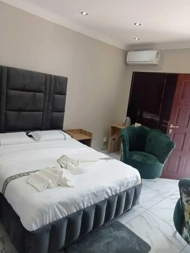 Deluxe Single room