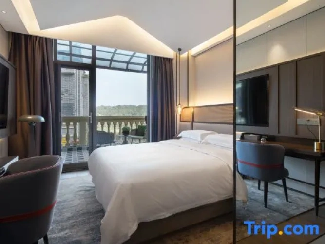 Standard Double room with courtyard view