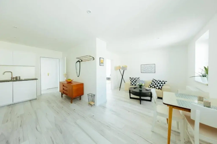 1 Bedroom Apartment
