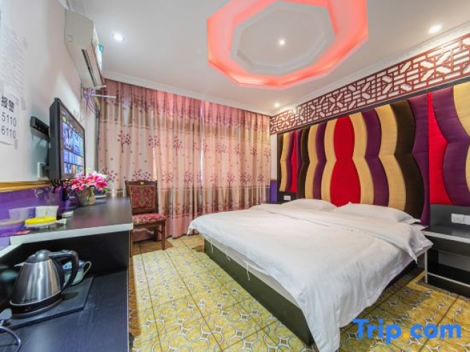 Deluxe Quadruple room