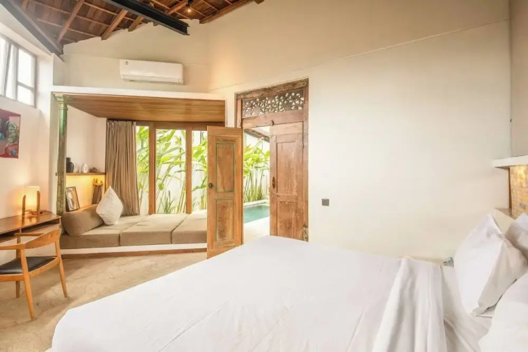 Charming 1BR Villa With Pool, 800m to Echo Beach