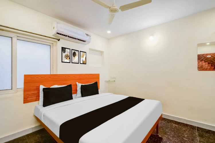 Classic Triple room