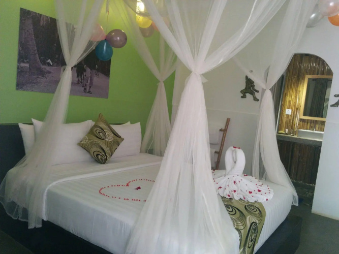 Green Leaf Boutique