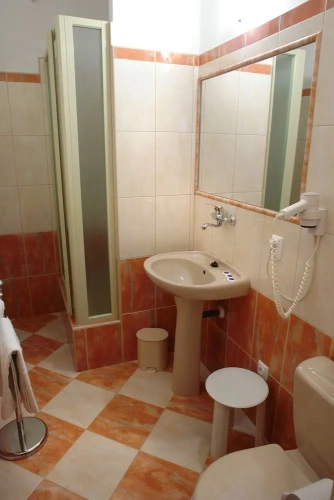 1 Bedroom Classic Triple room