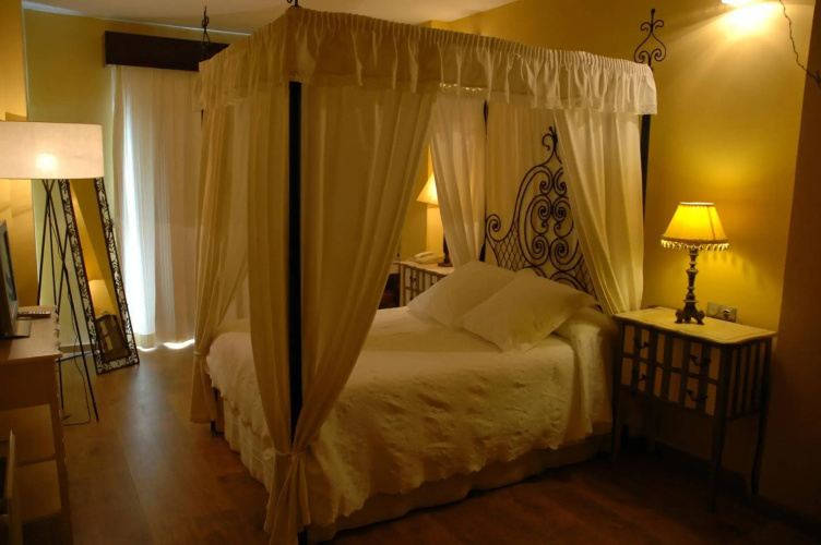B bou Hotel La Viñuela & Spa