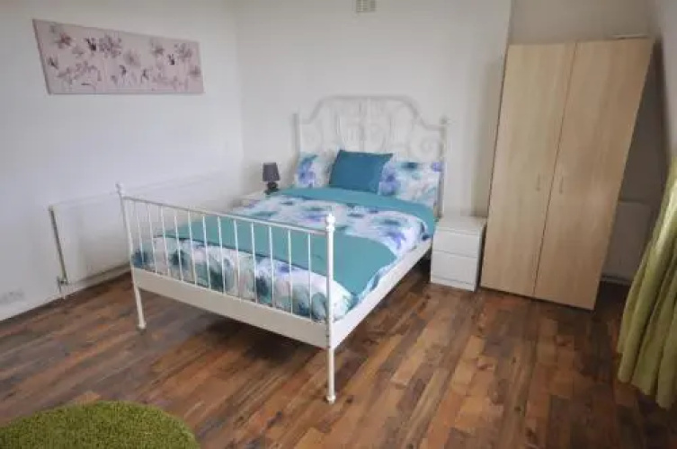 4B Fordham Guest Apartment