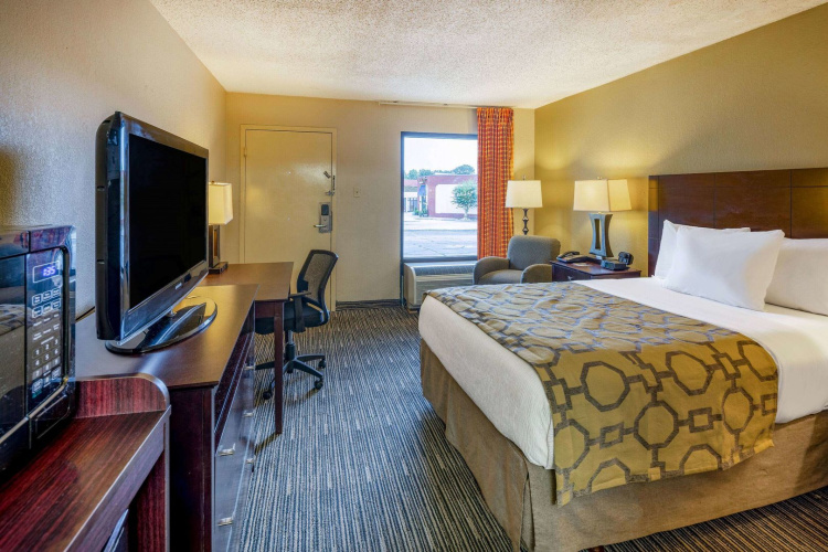 Baymont by Wyndham Columbus GA