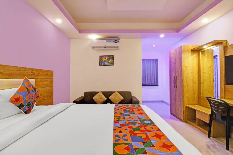 Fabhotel Rajdhani Residency