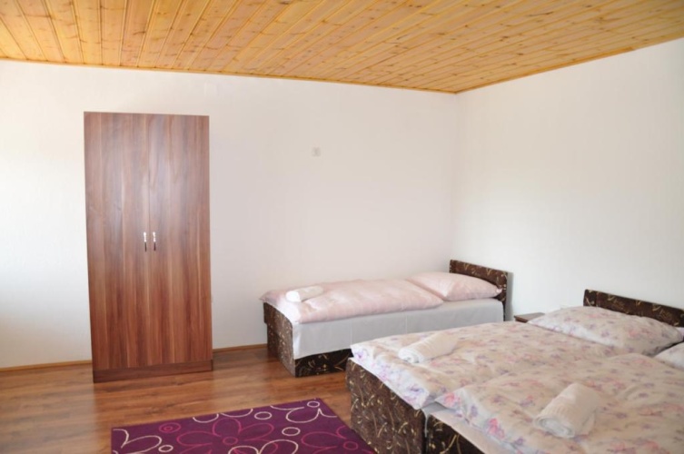 2 Bedrooms Apartment with view
