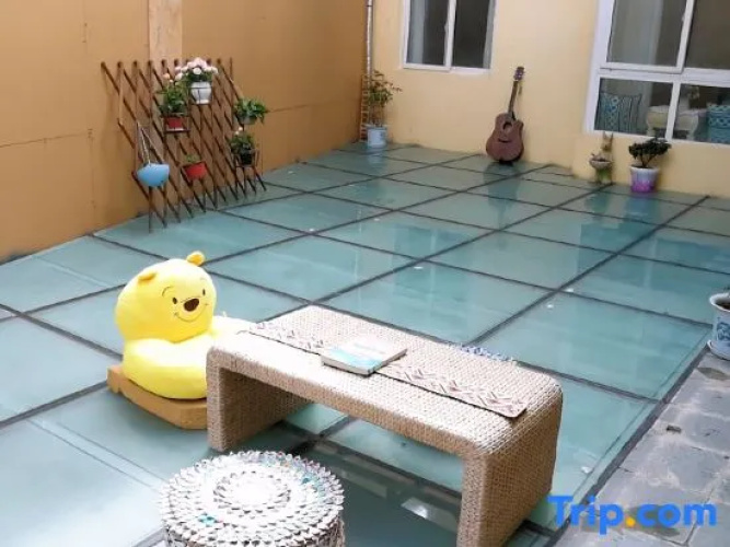 Youjia Hostel