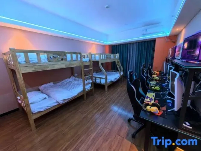 Privilege Quadruple Suite