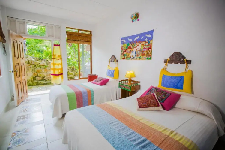Posada Las Bromelias