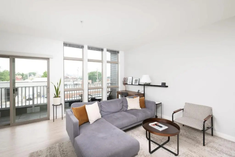 Flexhome Walker's Point 1BR Q1
