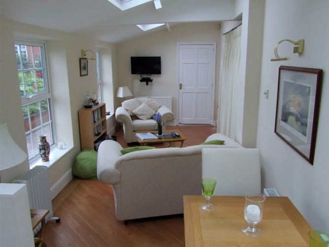 May Cottage B&B