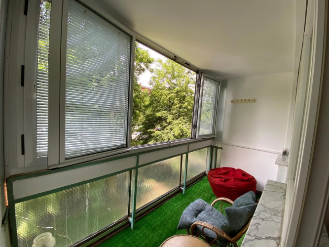 Apartment 8
