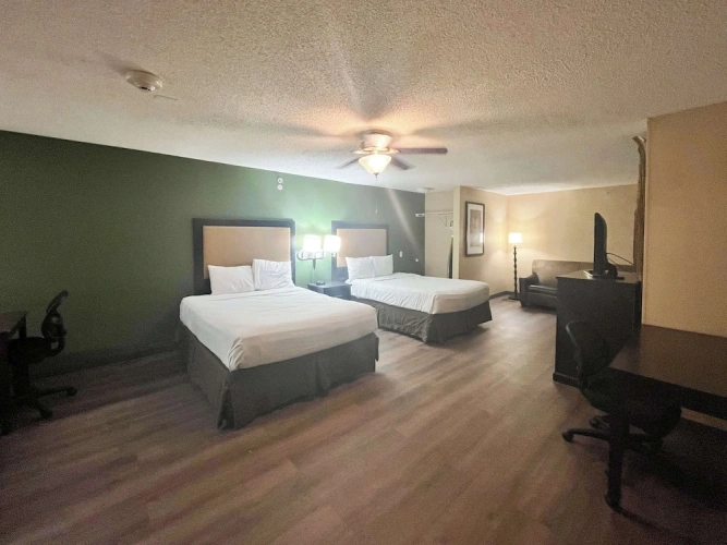 Standard Quadruple room