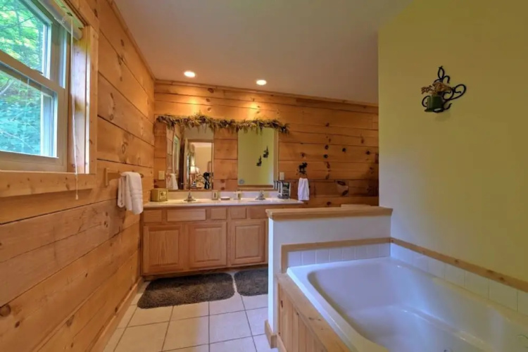 Ridgeview Lodge - 3 Br Home