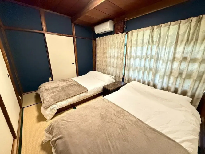 Azamian Atami