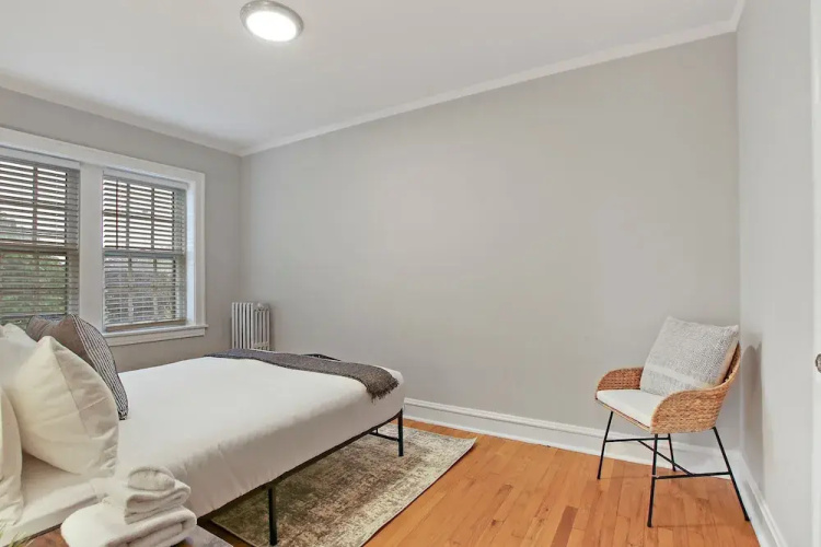 Harmonious 2BR Apt - Lockwood 3
