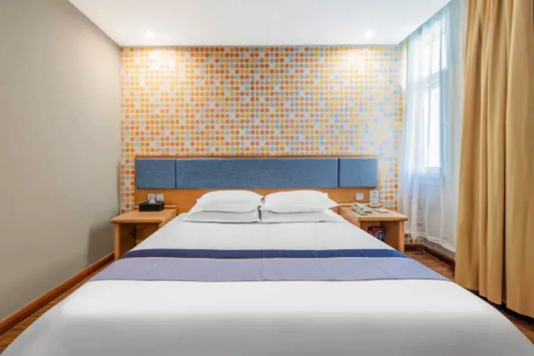 Pebble Motel (Wuwei West Street)