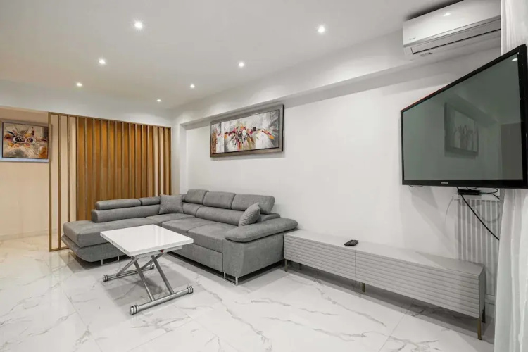 Gorgeous Apartment - Near Beach - 2br/6p