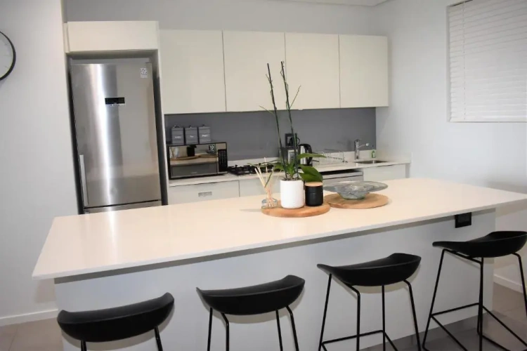 2 Bedrooms Apartment